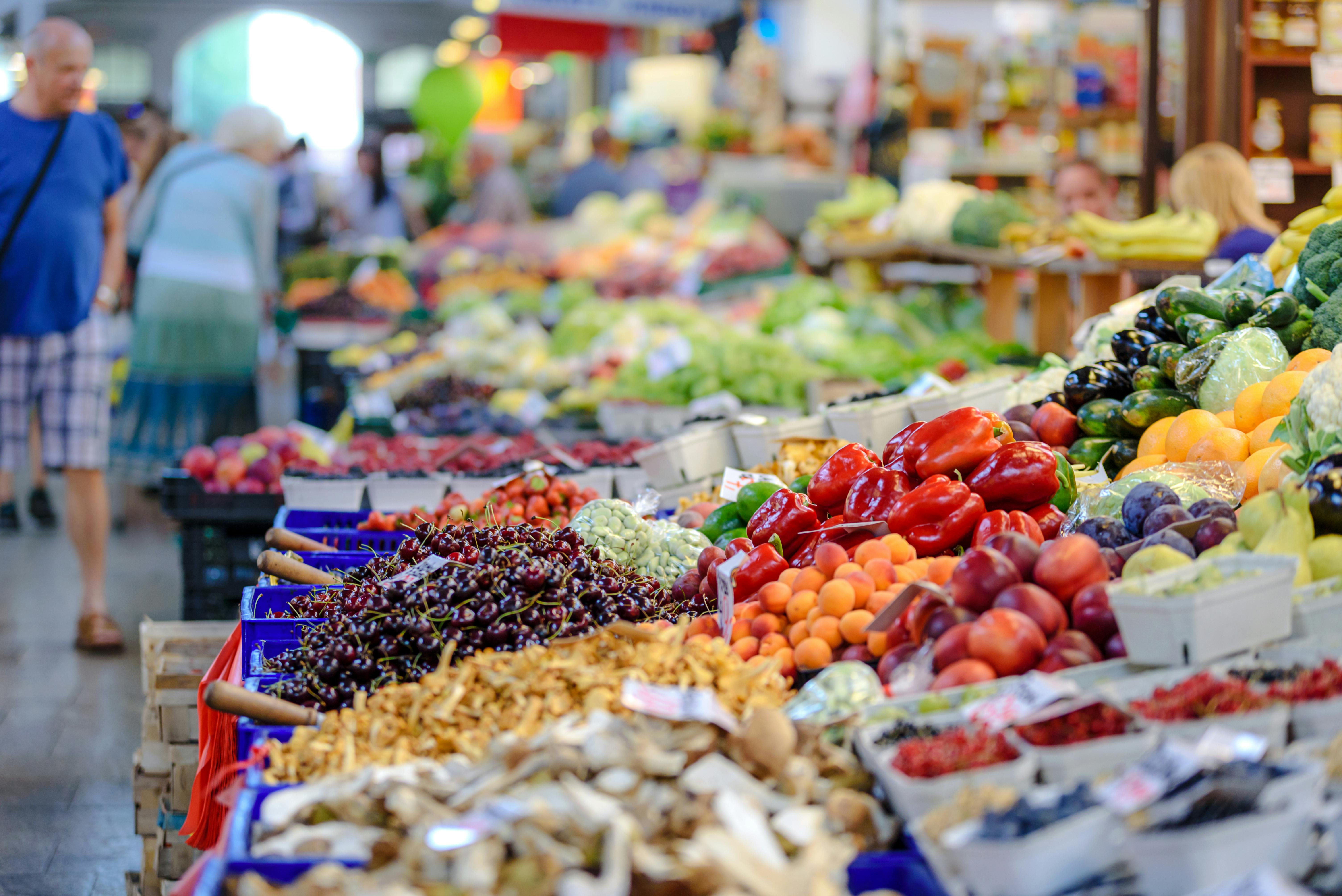 Market for fresh foods