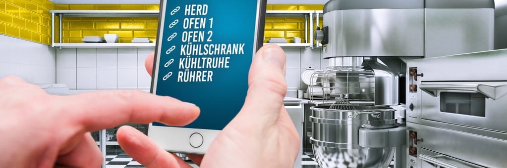 Intelligente Küchengeräte sind mit Connected Kitchen Apps verbunden und werden mit ihnen gesteuert.